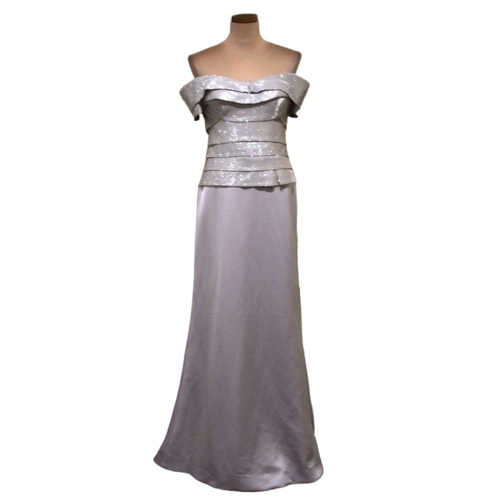 Janique Maxi Dress Size 6 Pastel Dusty Purple Silver Off Shoulder Formal Gown